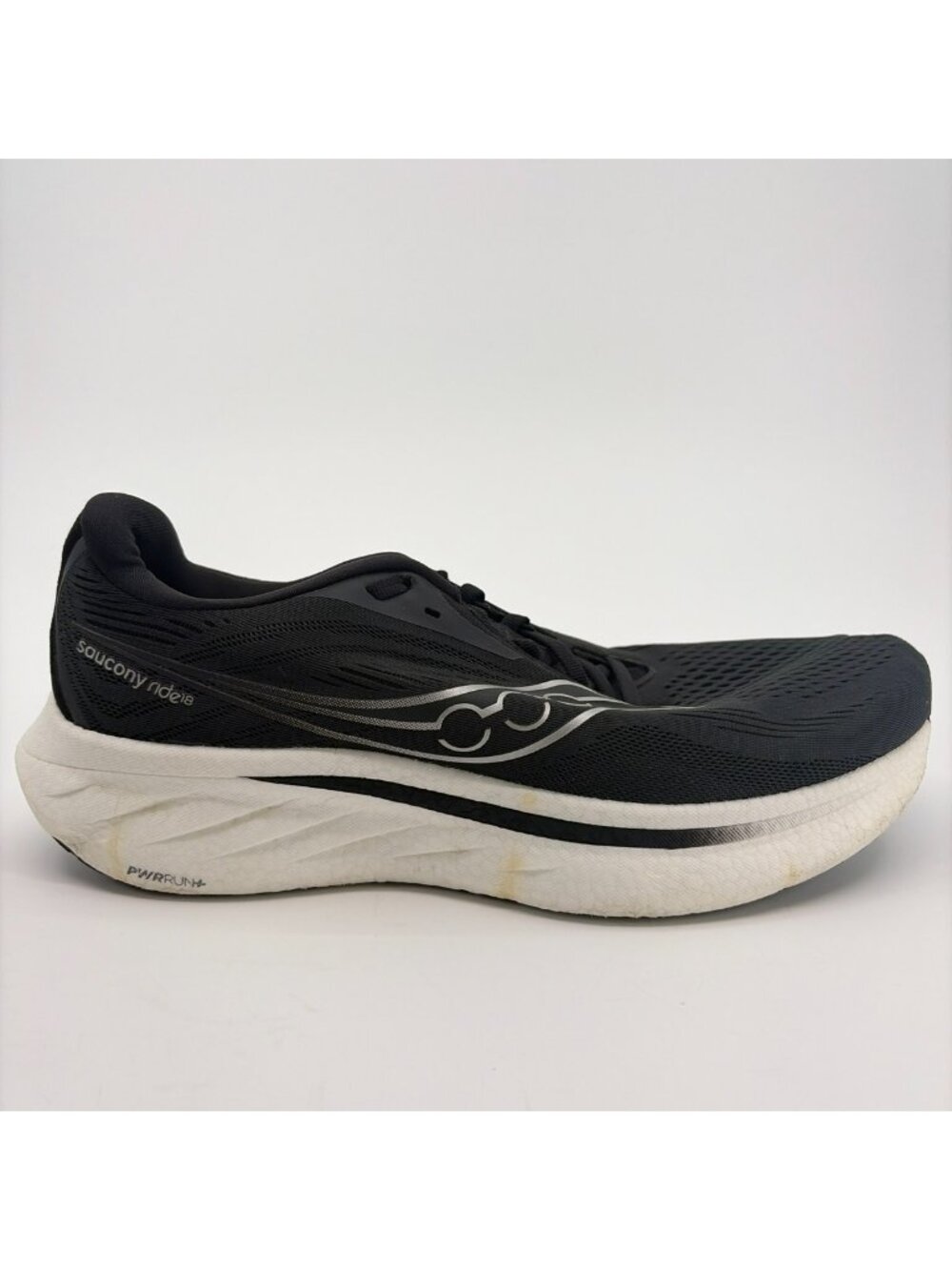 Saucony Ride 18 Mens Size 10 Black White Athletic Running Walking Shoes Sneakers